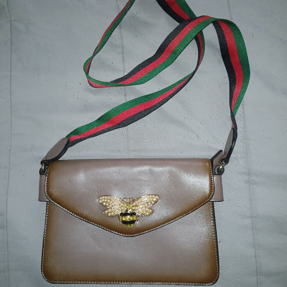 Bee Crossbody handbag